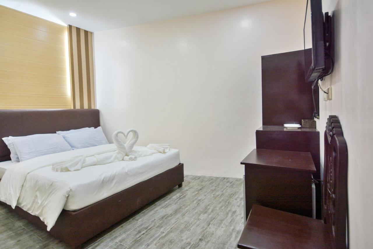 Emerald Island Hotel Balabag  Luaran gambar